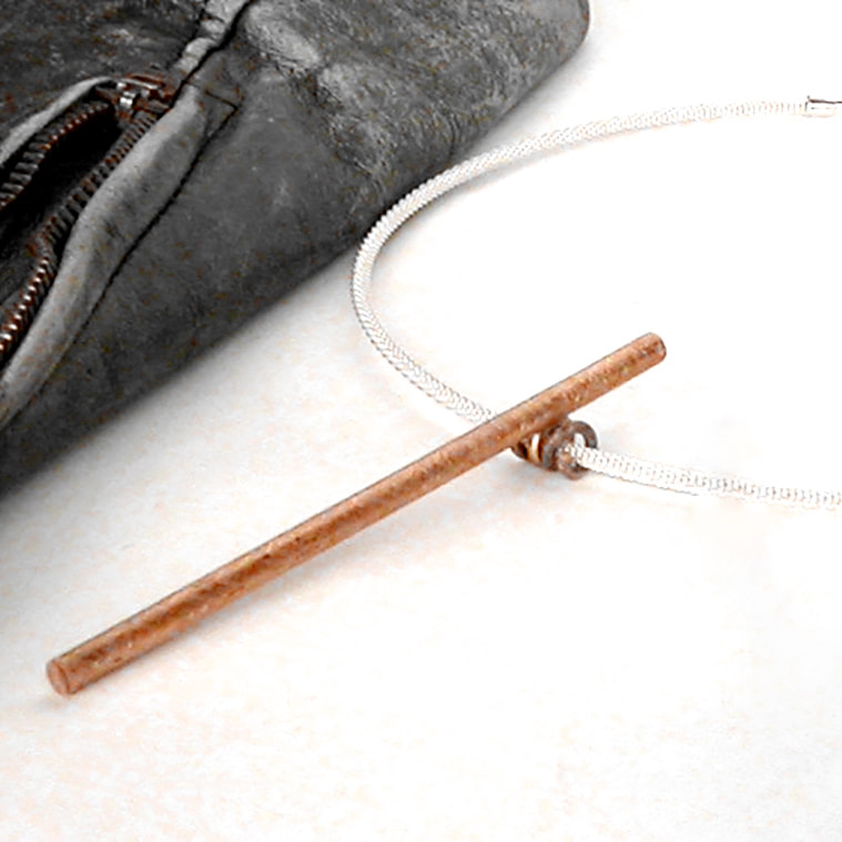 Bar Neckwire in witty orange copper finish
