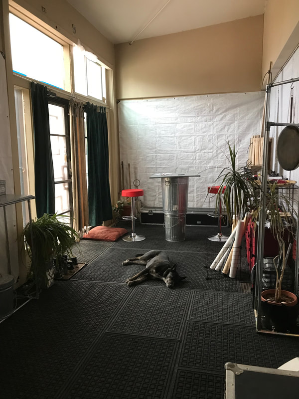 Studio showroom in steady progress - entrance