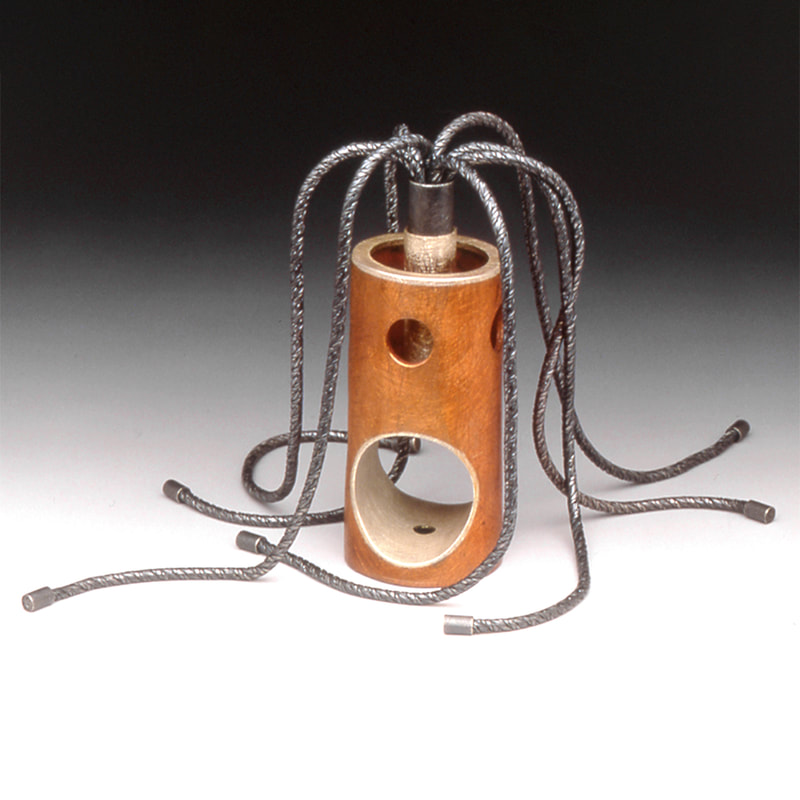 Ring for Gesticulating Hands (1998) by Emanuela Aureli