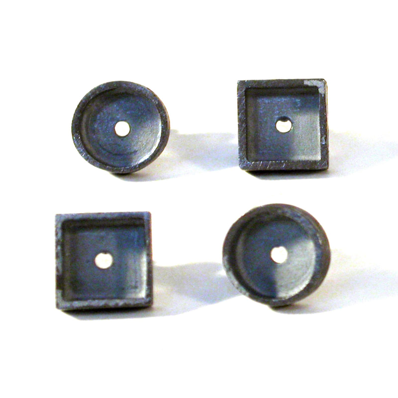 Small Square and Round black silver Earrings